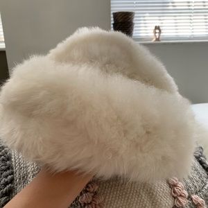 ✨Peruvian Alpaca Baby Hair White Fur Winter Hat✨